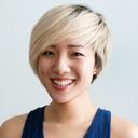 自定义贴纸和表情包让我和朋友聊天更有趣，同时大文件传输和跨平台同步也让工作沟通非常高效。